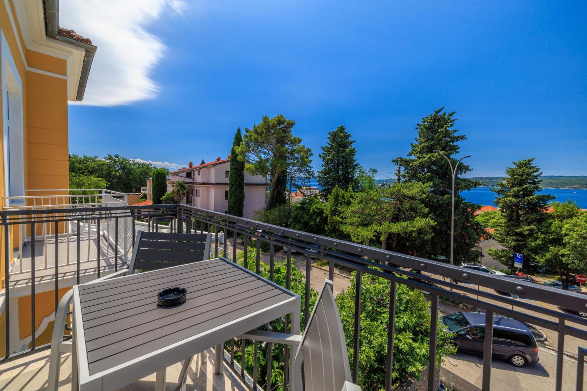 Villa Erika Crikvenica Exterior photo
