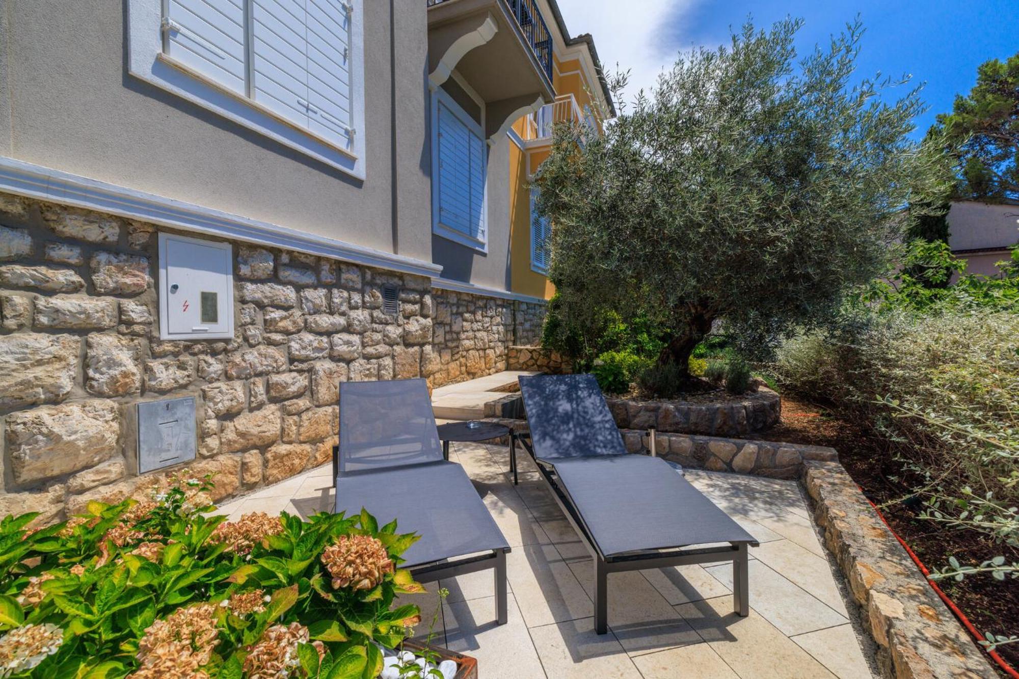 Villa Erika Crikvenica Exterior photo